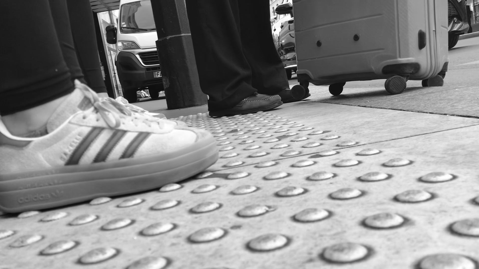 Charger la vidéo : dans les yeux du sac botte